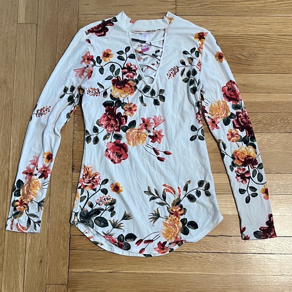 No Boundaries Tops - No Boundaries Floral Cutout Long Sleeve Top - White and Red